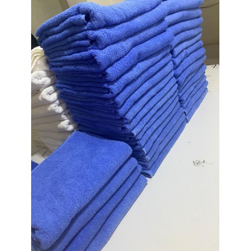 mavi renk banyo havlusu 95x150cm 500 %100 pamuk gram toptan satış fiyatı  65 tl en az satış  60 adettir .